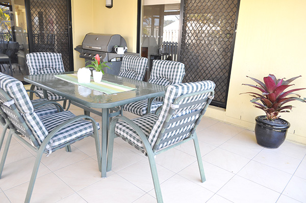 {The Organised Housewife} Cleaning Outdoors 11