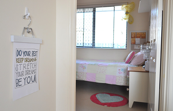 {The Organised Housewife} Storing Kids Artwork 3