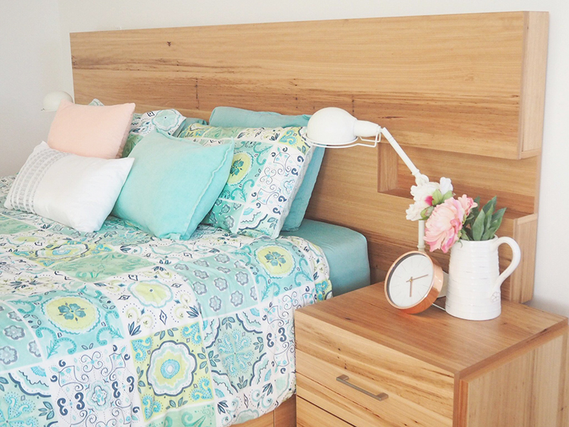 tidy-clutter-free-bedroom